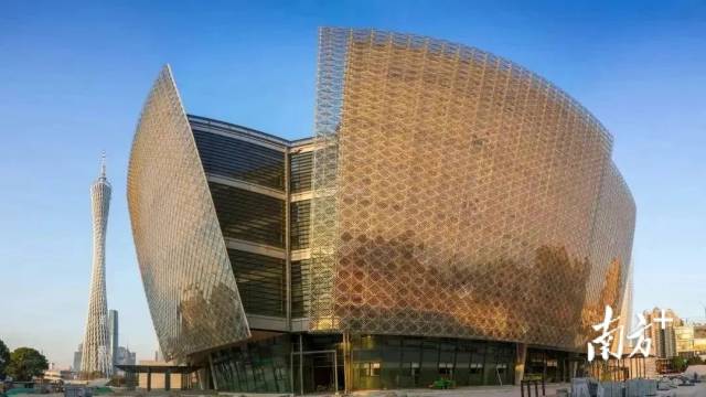 广州美术馆预计今年下半年对外开放。