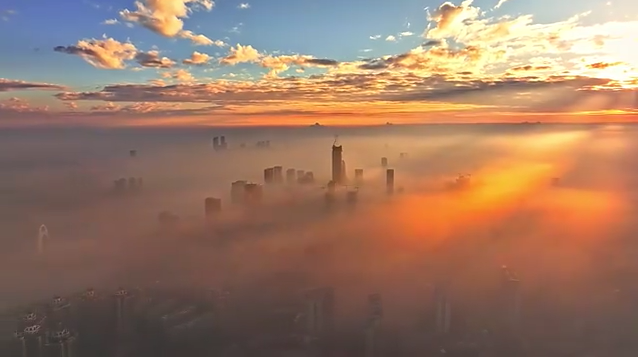 薄雾缭绕的广州清晨，是人间仙境